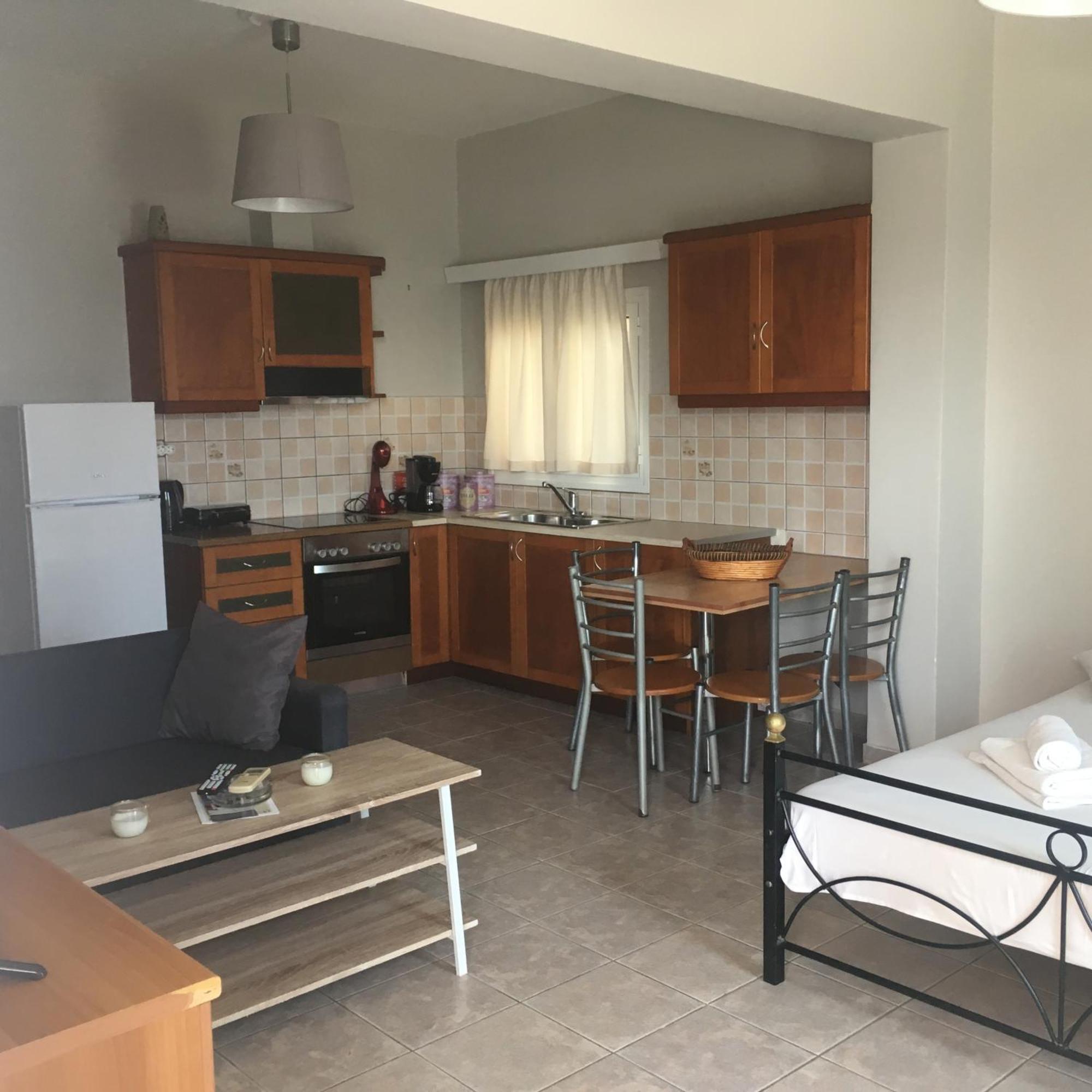L'S Apartments Mavrovouni  Экстерьер фото